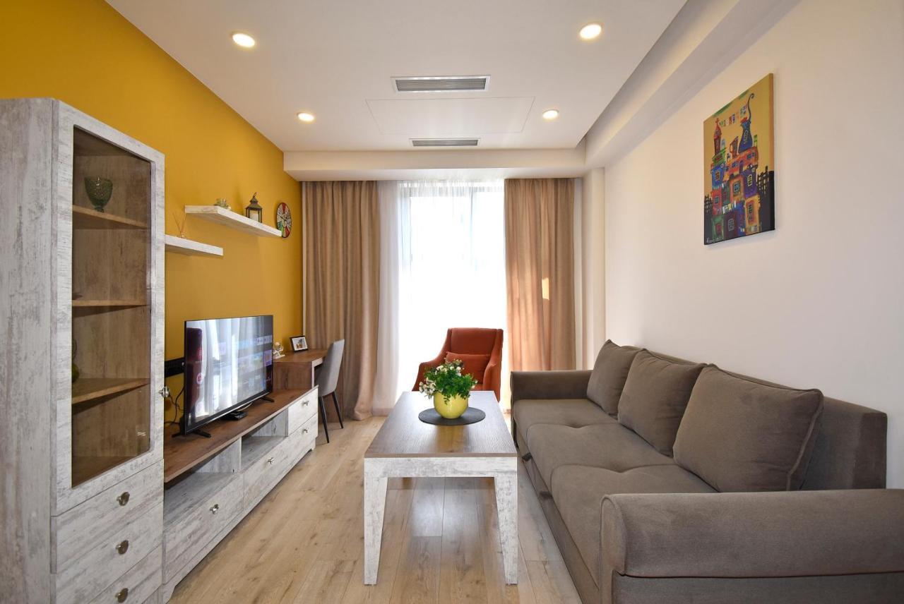 Home4You Apartments On Koghbatsi Jerevan Exteriér fotografie