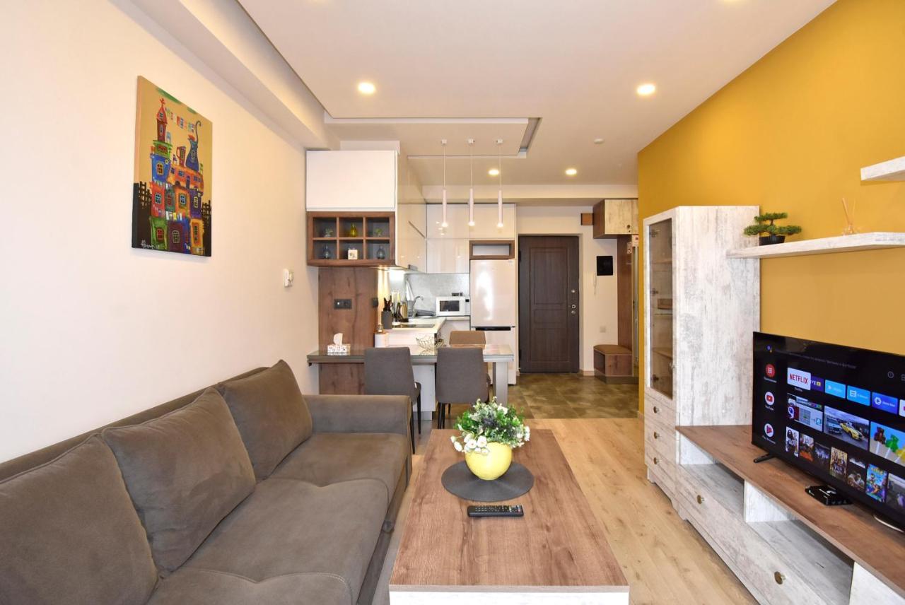 Home4You Apartments On Koghbatsi Jerevan Exteriér fotografie